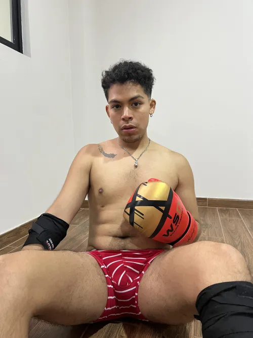 Thumbnail In the ring Im a beast imagine what I could do to you with this package haha by gregorboxerthick