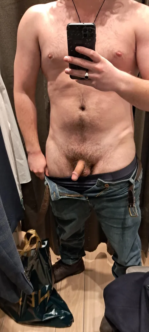 Thumbnail 21 Hanging lower than usual today by BadNameAndNumbers