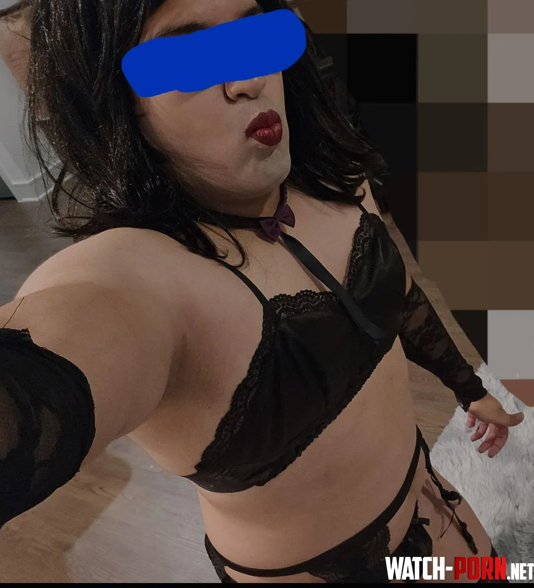 Is black good on a Pakistani sissy like me  by KolooLimpah