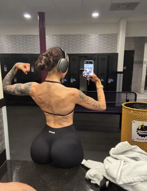 Thumbnail Pumping Iron: Back Day Fitness Update