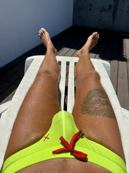 Thumbnail Dive into Passion: 40 Gay by the Pool - A Sensual Escape