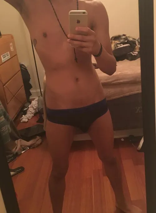 Thumbnail Submissive twink wants to have fun by bottomOwn2794