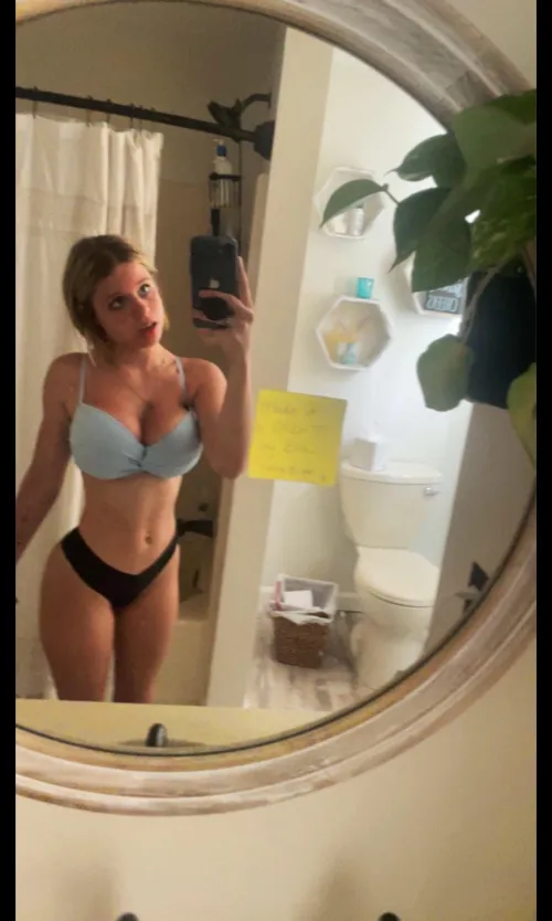 Thumbnail Blonde Beauty Unveiled by PizzaImpossible9727