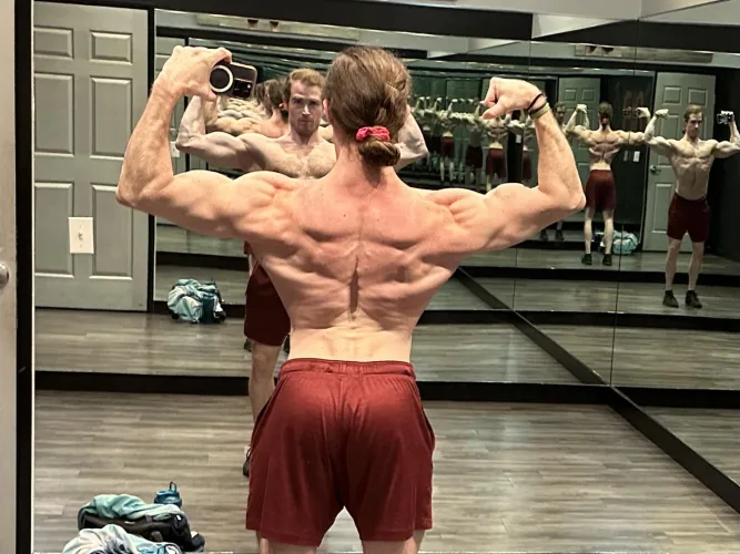 Thumbnail wanna help me out at the gym by artofanatomy
