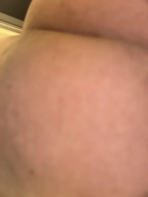 Thumbnail Am feeling so hot and sexy today  by ReputationGullible73