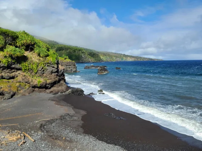 Thumbnail Beach Serenity at Haleakala's Shores: Explore with Cheap-Recording2392