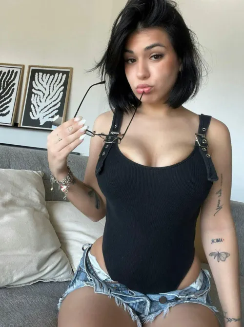 Thumbnail Apprehensive_Age1566's Elegant Black Bodysuit Look | Bodysuit