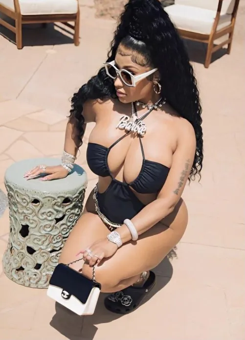 Thumbnail Bulls-MMA: Honoring the Artistry of Nicki Minaj in HipHopGoneWild