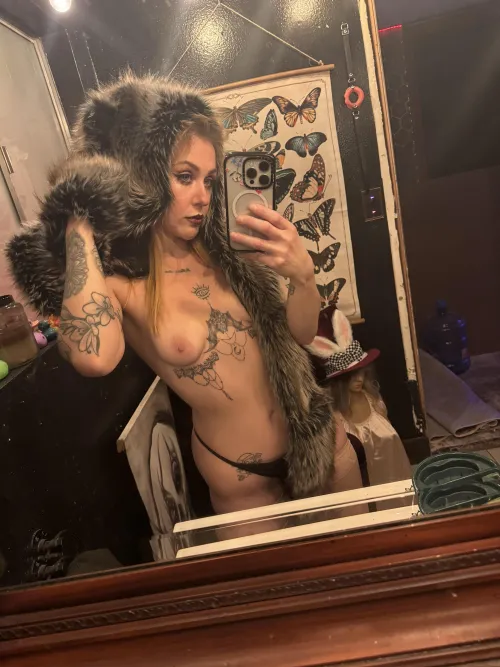 Thumbnail Bite-Free Gaming: Join the Fun in GWNerdy with PeachSweets23