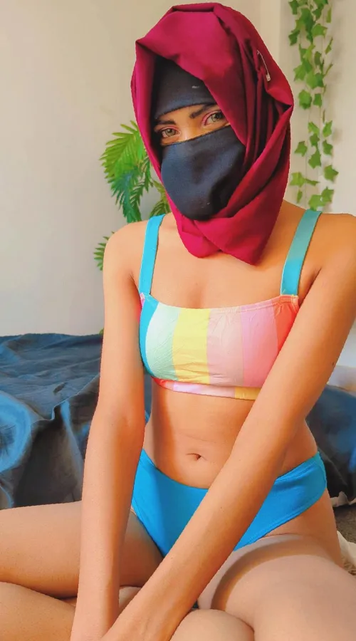 Thumbnail Leni_Lust's Stripper Wish If Not a Hijabi - An AsianFetish Dream