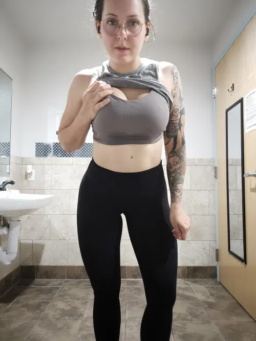 Thumbnail katerinashcherbatsky Celebrates Subtle Sweatiness in SweatyGirls World