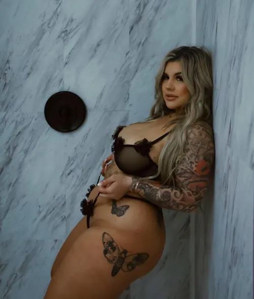 Thumbnail Haleychaos: Indulging in Thiccc and Creamy Delights