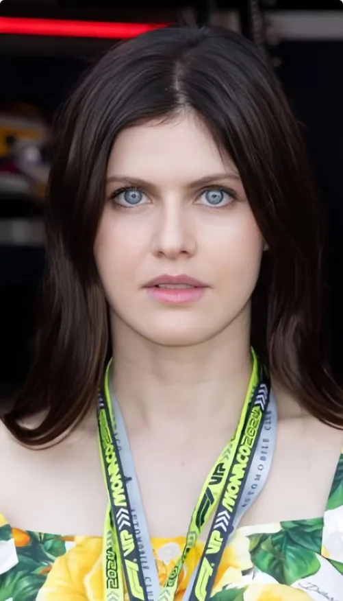 Thumbnail Alexandra Daddario's Allure in PrettyGirls by UrbanAchievers6371