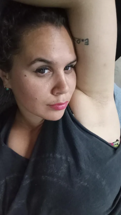 Thumbnail Armpit Beauty: Looking Good Without Hair and Uniting the Smell by Expert-Associate7301