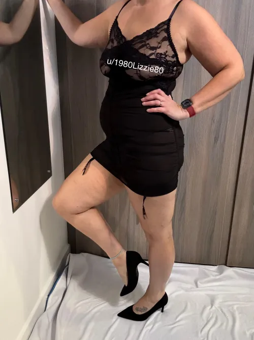 Thumbnail Sexy at 44: Embracing Beauty in amateur_milfs with 1980Lizzie80