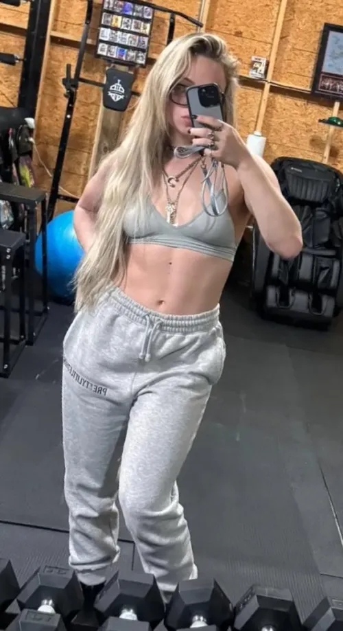 Thumbnail Johnny_9500 Celebrates the Legacy of WWE Star Liv Morgan