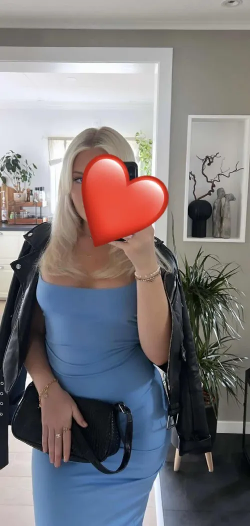 Thumbnail Tänk dig att dra av mig det här långsamt, vad gör du sen? - Whole_Worry_2237 | SweNsfw