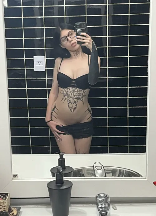 Thumbnail Reflections of Wonderful_Sofiaa: Perverted Thoughts in MirrorSelfie