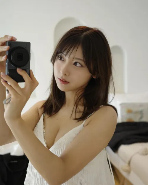 Thumbnail Exploring Marupi's Allure: A Dive into Gravure by yuuki-ichinose