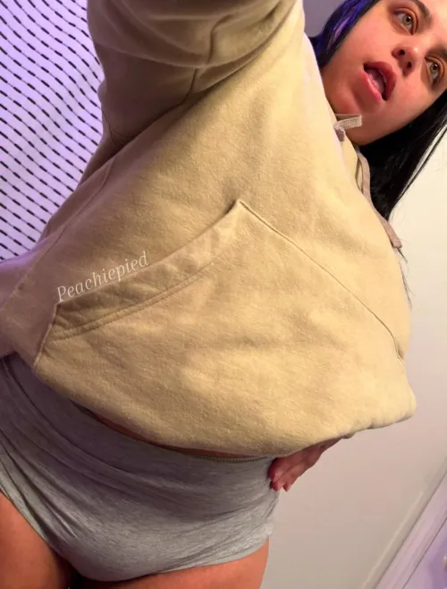 Thumbnail Panty Mound: A Sensual Discovery | Peachiepied