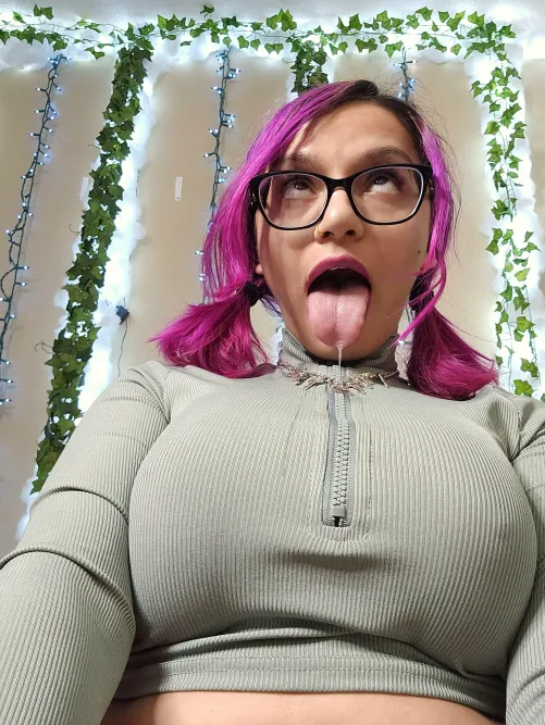 Thumbnail I'm Begging for My Mouth to Be Filled by goddess_rarity1 in RealAhegao