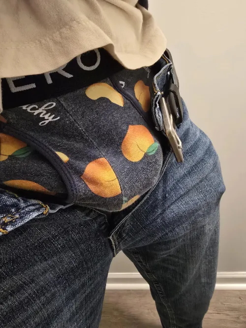 Thumbnail 36 Bi My Lil Peach: HHace_ Shares Bulges Insights