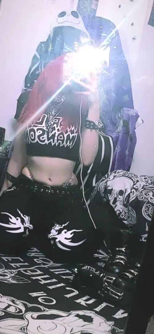 Thumbnail Mommy's Quick Undoing: A Metal Fantasy | gonewildmetal