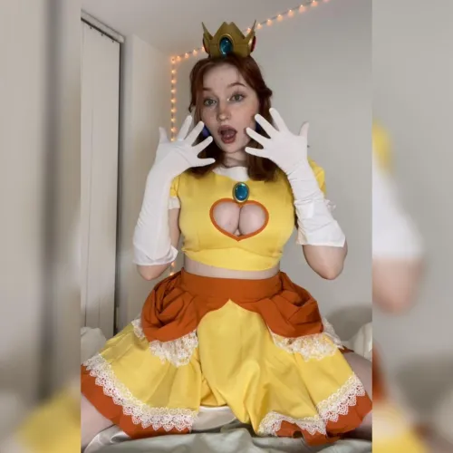 Thumbnail Princess Daisy from Mario: LovelyCharmingDoll's NSFWCostumes Impression