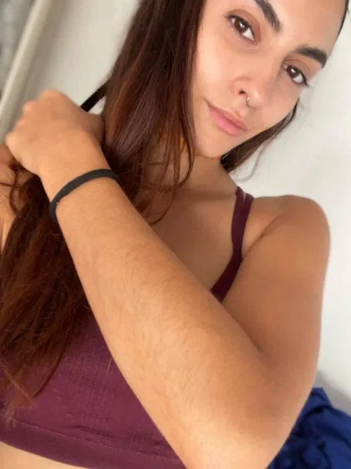 Thumbnail Moonligthh's Latina Appeal: Hairy Beauty Revealed