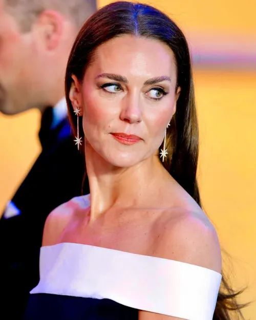 Thumbnail Kate Middleton's Radiance: A Gentlemanboners Showcase by tarzore