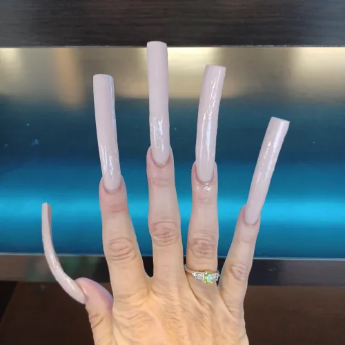 Thumbnail Longnailqueen77 Seeks Spoiling Suggestions for Next Nail Color
