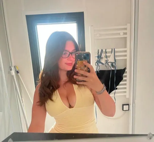 Thumbnail Impossible to Hide Those - 2busty2hide Observations by Lagiacrus2244