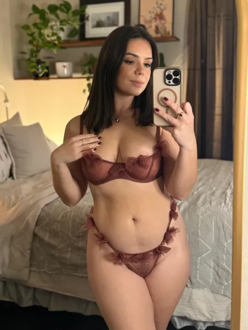 Thumbnail Bite & Kiss Temptations in Brunette by dacovevi