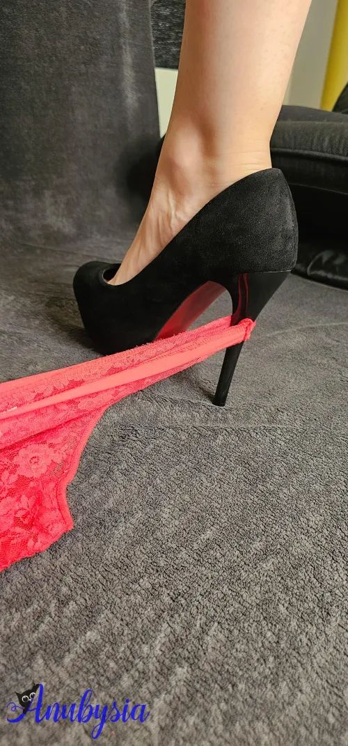 Thumbnail Anubysia's New Post on OF: Onlyfansgirls101 Update