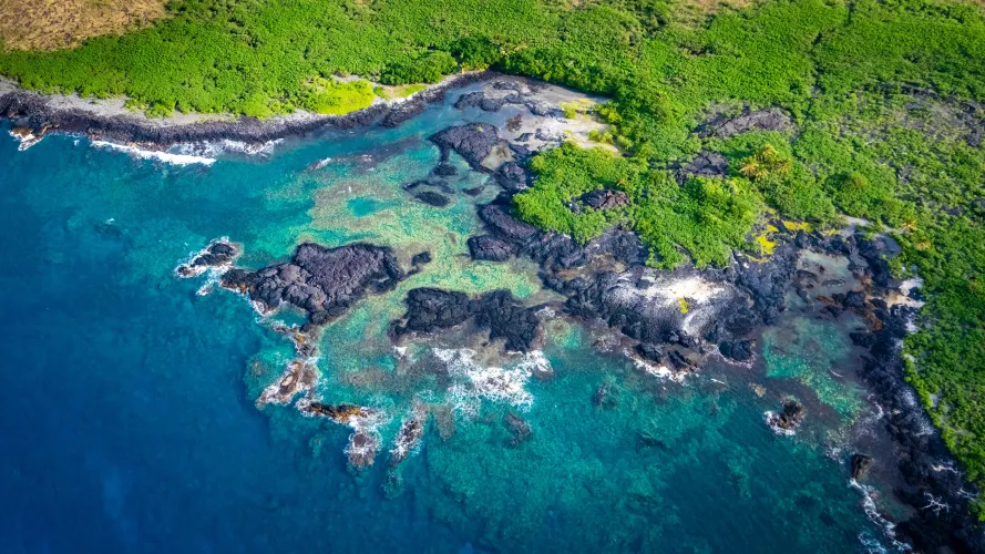 Thumbnail Escape to Lava Rock Coast, Hawaii | Beach