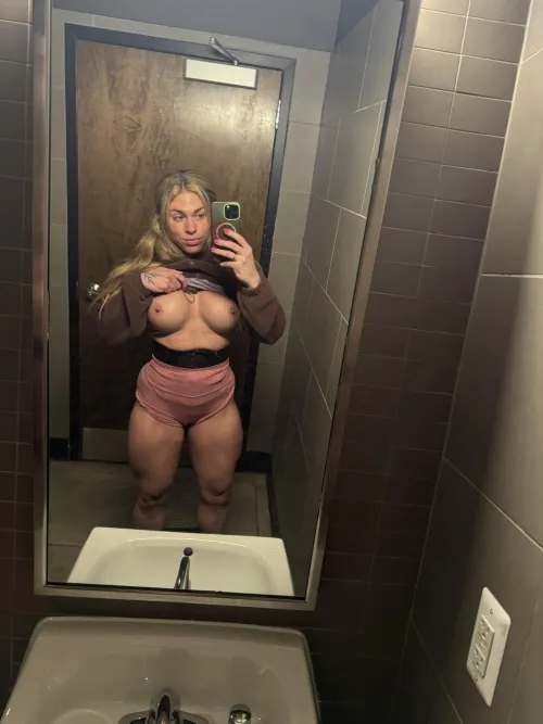 Thumbnail Showing Off Quads Proudly | mandaiiiii