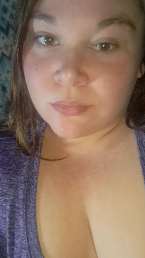 Thumbnail Natural Beauty: No Makeup Look by AmphibianSpecific851 in BBW