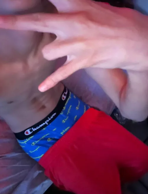 Thumbnail Preference Unveiled: 19 Curious Bulges Showcasing Style | big-Tip-3180