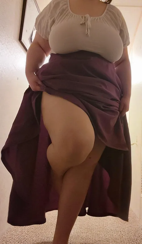 Thumbnail Village Girl Vibes: Chubby_Angela's Styling Tips