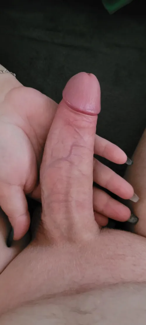 Thumbnail Exploring Intimacy: Join the Discussion with dado0303