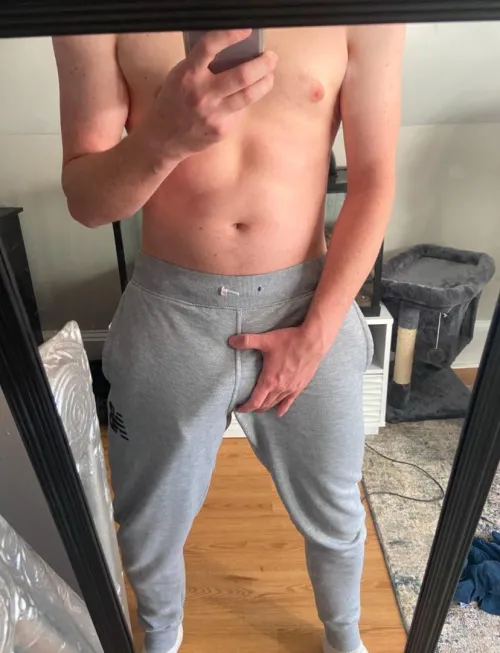 Thumbnail Caught in the Act: 25 Straight Bulges You Can't Miss | ucs555