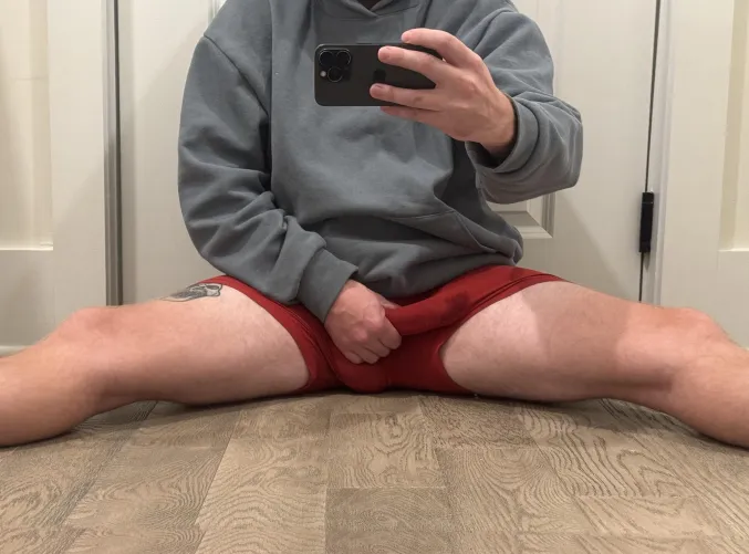 Thumbnail 35 Straight Stances by beautifulc0ck | Bulges Category