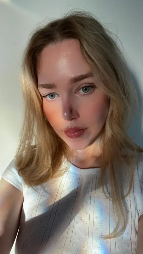 Thumbnail Exploring LaBeauteFeminine through Lily's Perspective by lilydenuit