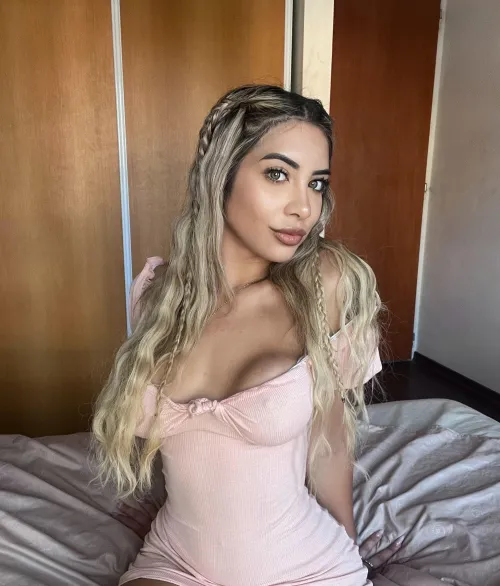 Thumbnail Best Combo: Tight Dress without a Bra by Hugsy_muffin in TightDresses