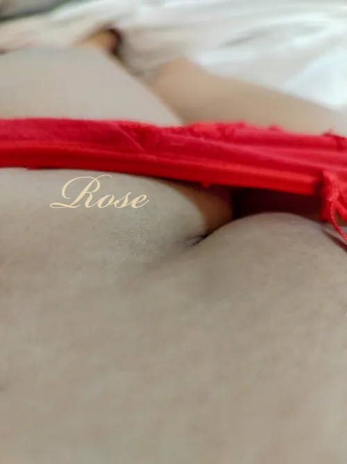 Thumbnail Red by Free_Rose_ | MoundofVenus Category
