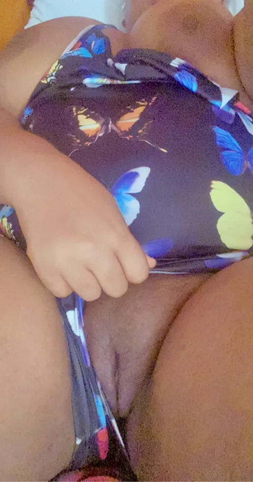 Thumbnail Looking for a Cuddle Buddy - A Chubby Category Article by fluffydumpling_