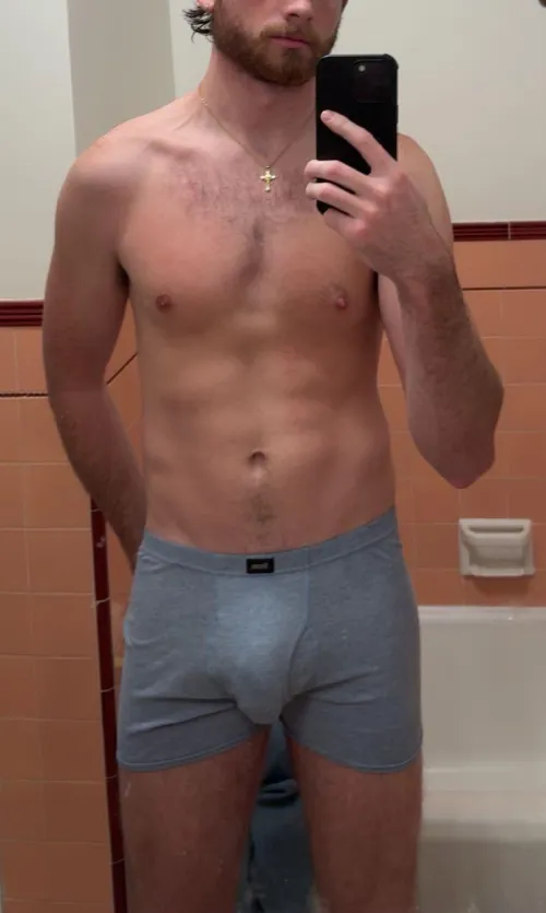 Thumbnail Impressive Displays: 23 Gay Bulges That Leave a Mark | thickcollegecoc