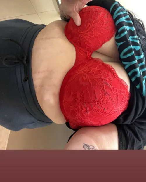 Thumbnail spicyymilfbby Labels You 'My Loser' in BBW Category