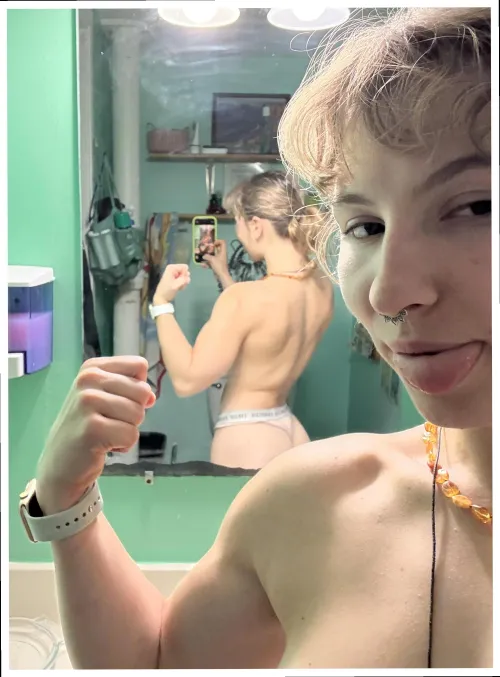 Thumbnail Witness Strength: StudentAdmirable6302 Showcasing Strong Biceps in SexyButNotPorn by StudentAdmirable6302