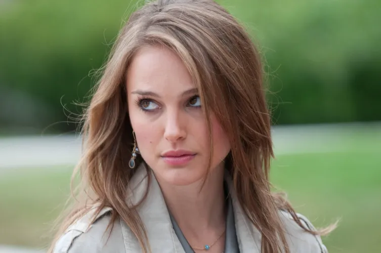 Thumbnail Natalie Portman: A Timeless Beauty by oblique_shockwave | PrettyGirls